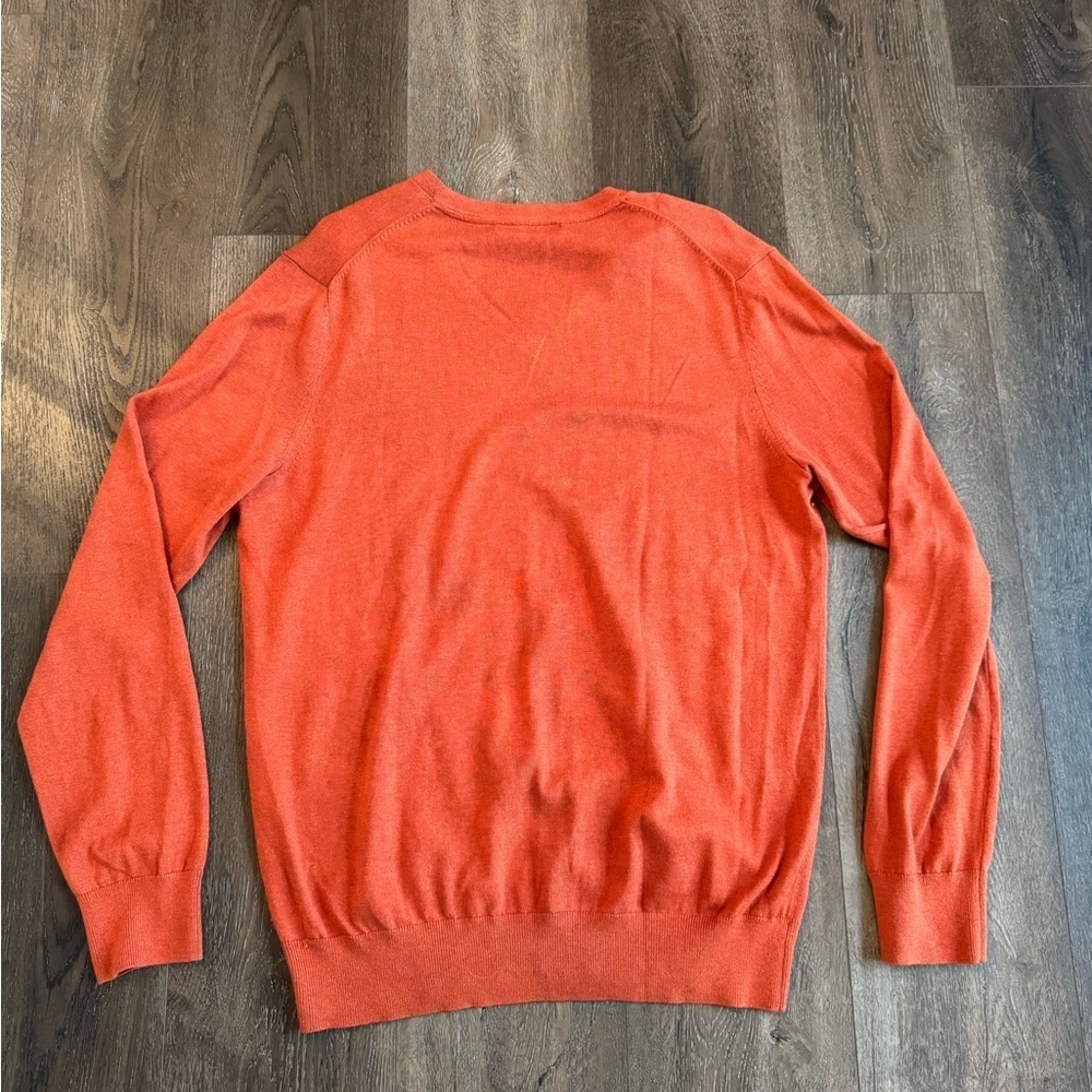 Banana Republic Men's V-Neck Sweater in Orange, size medium, luxury blend - Picture 3 of 5